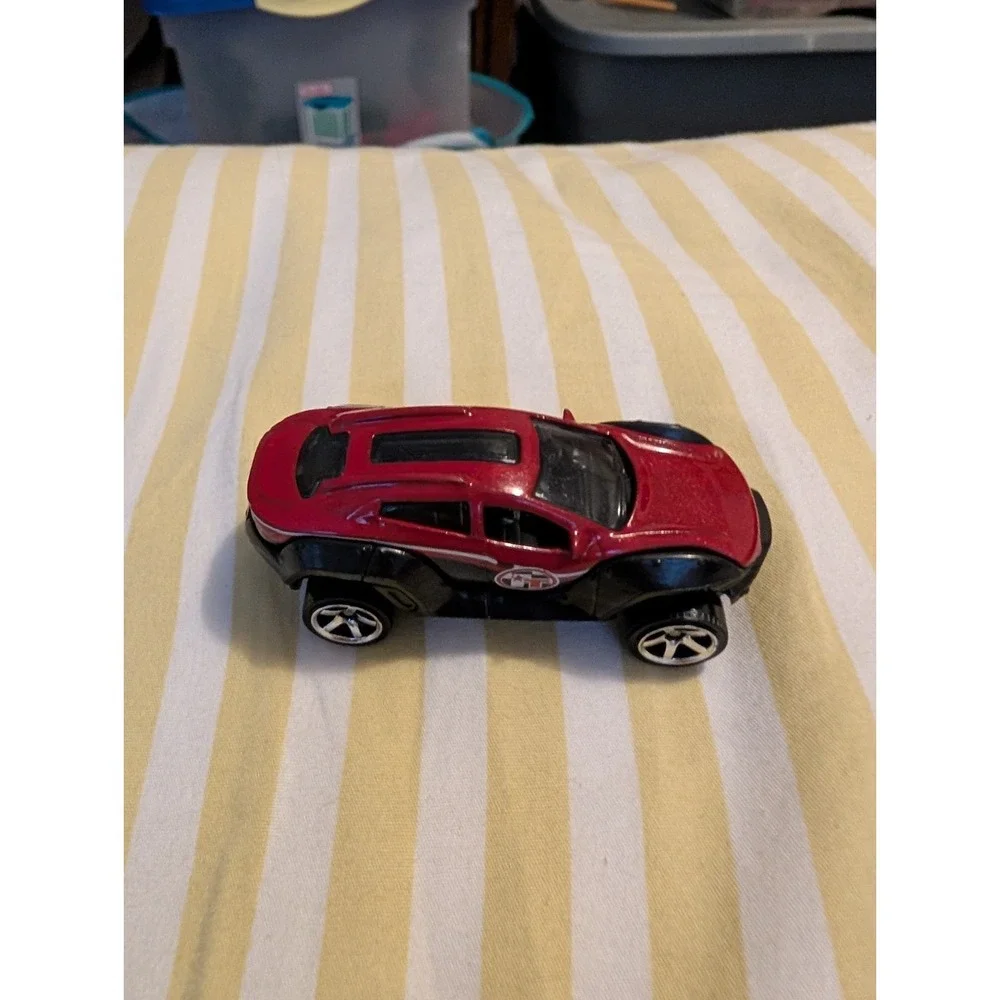 2014 Matchbox #68 Turn Tamer Red 1:64 Diecast Car MB894 Loose